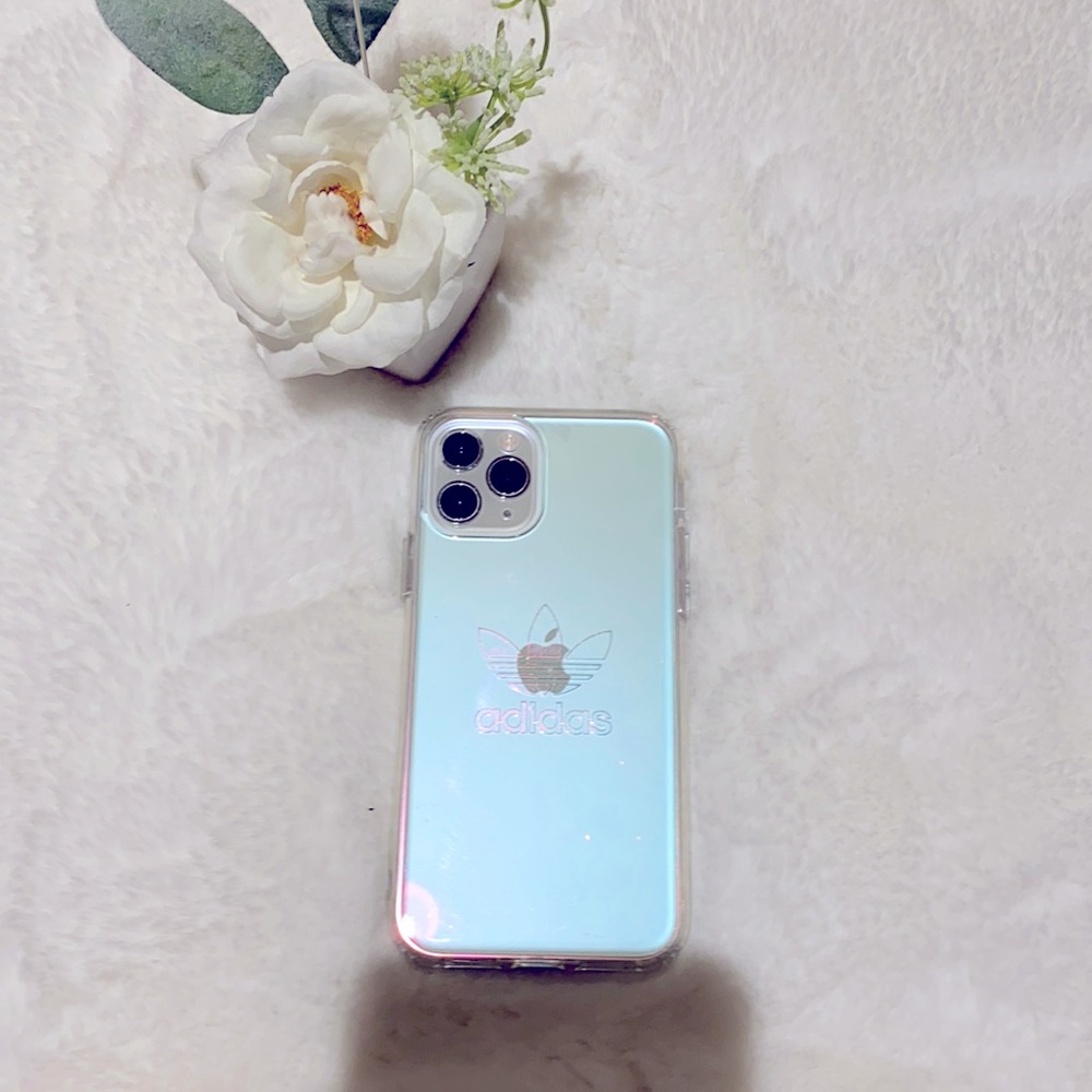 Adidas iPhone Iridescent/Clear Case 11 Pro💕